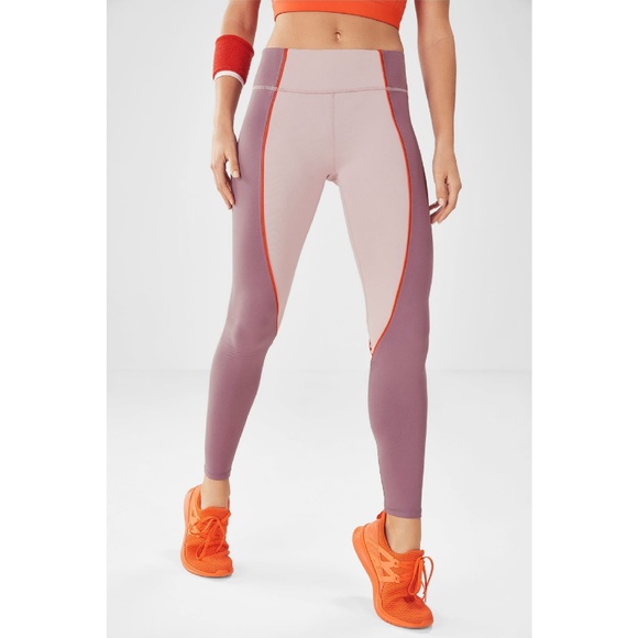 fabletics salar statement powerhold legging